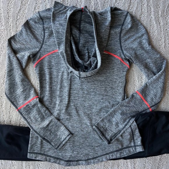 ZELLA Pullover Hoodie Top - Picture 9 of 11